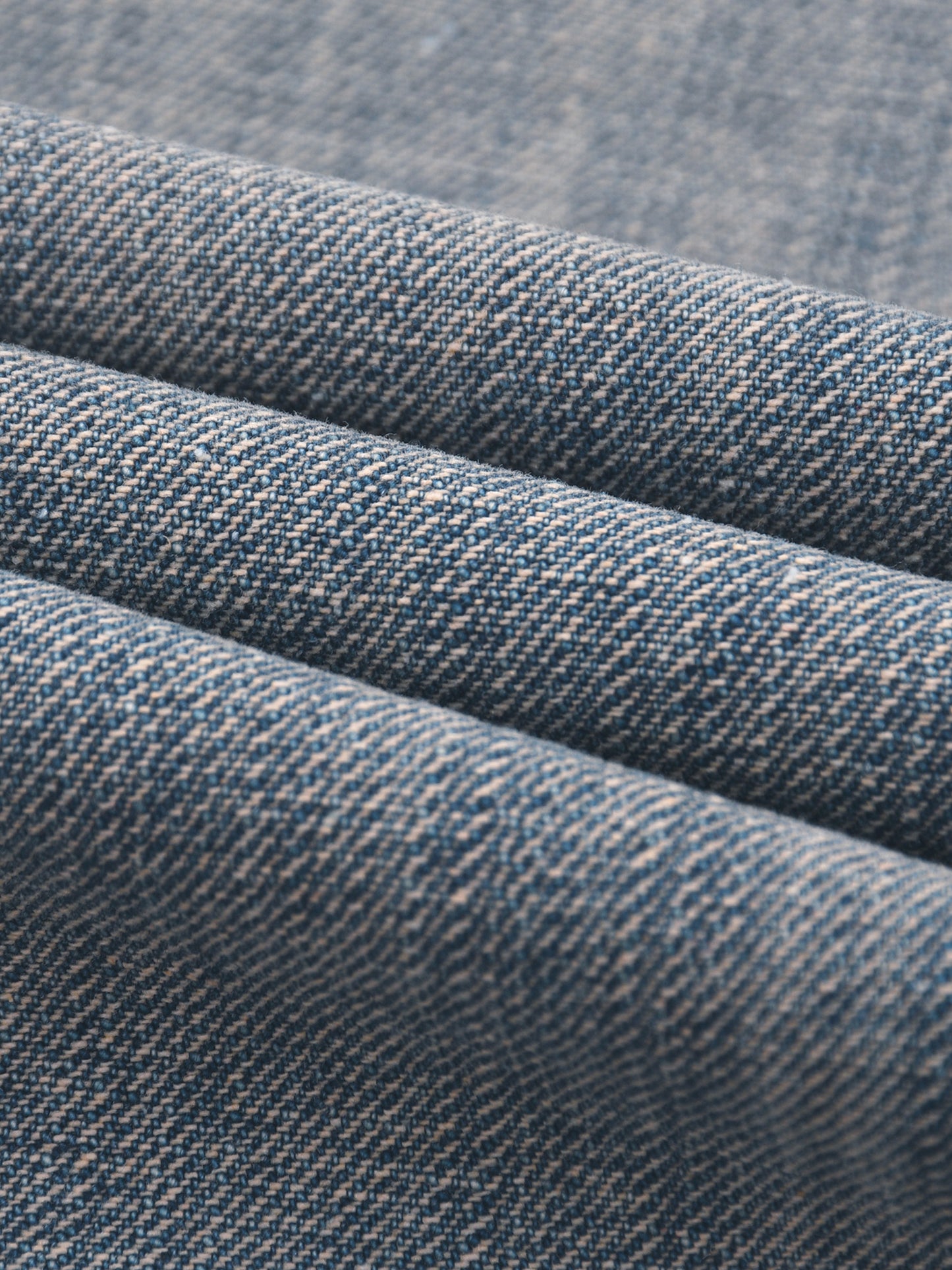 VINTAGE WASH DISTRESSED DENIM JEANS - BLUE