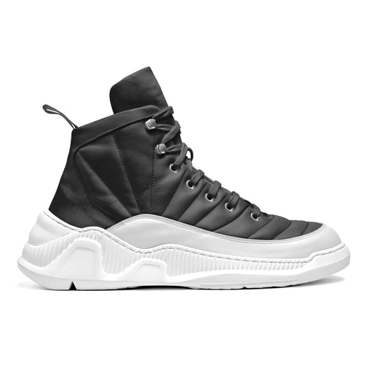 Chunky High Sneaker - Black with White