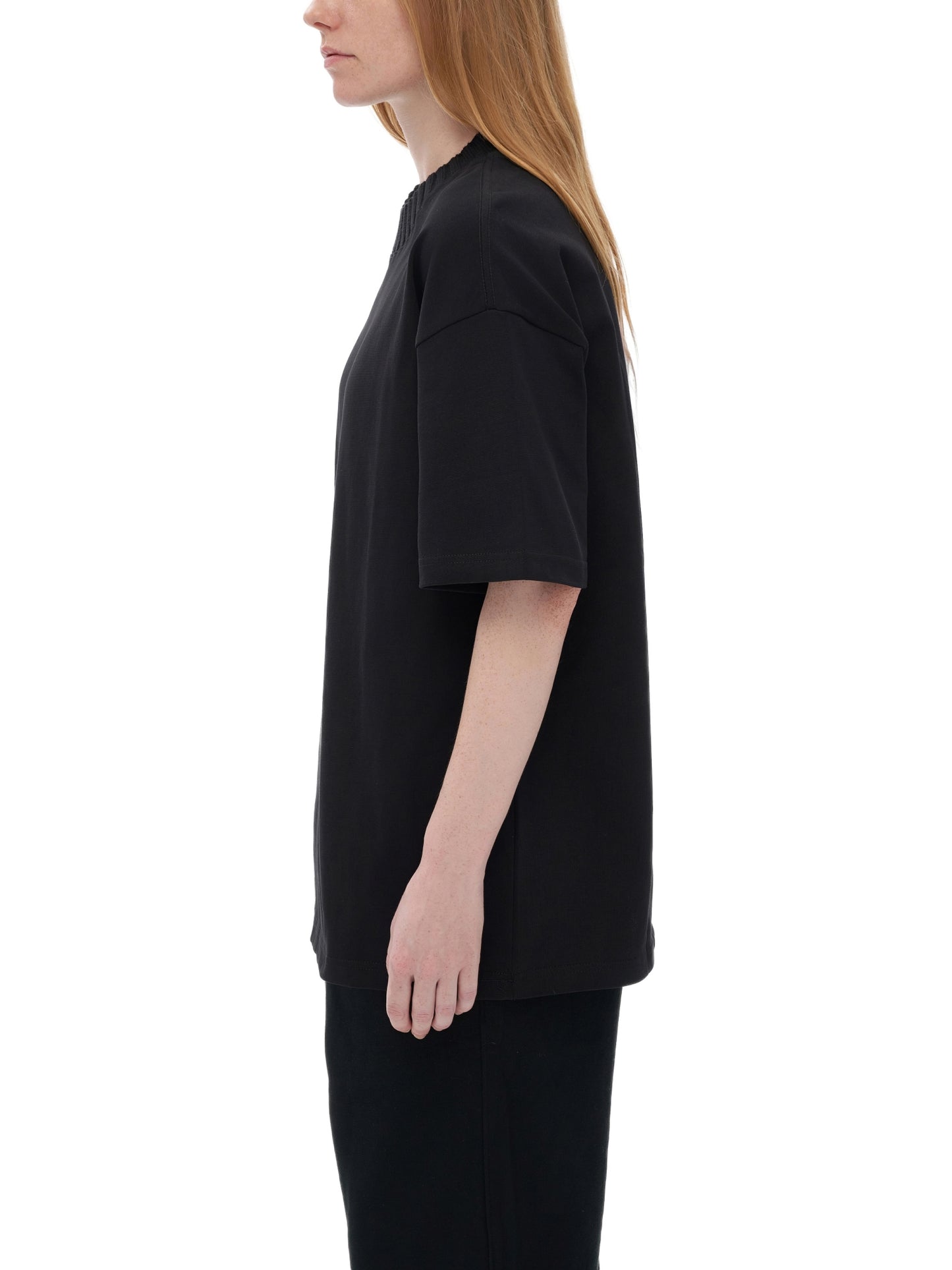 HEAVYWEIGHT KNITTED ROUND NECK T-SHIRT - BLACK