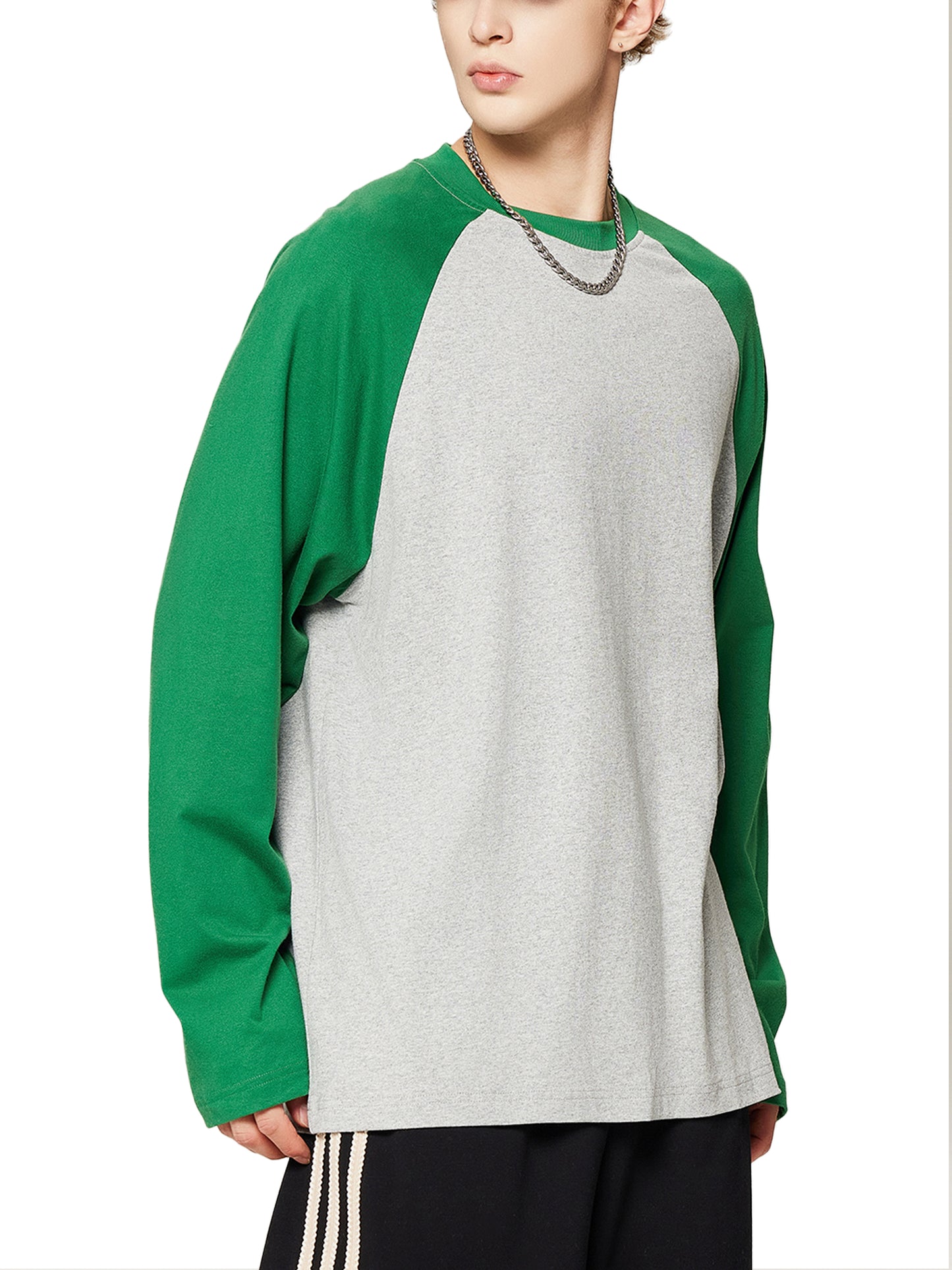 COLOR-BLOCKED RAGLAN LONG-SLEEVE T-SHIRT - WHITE WITH BLACK