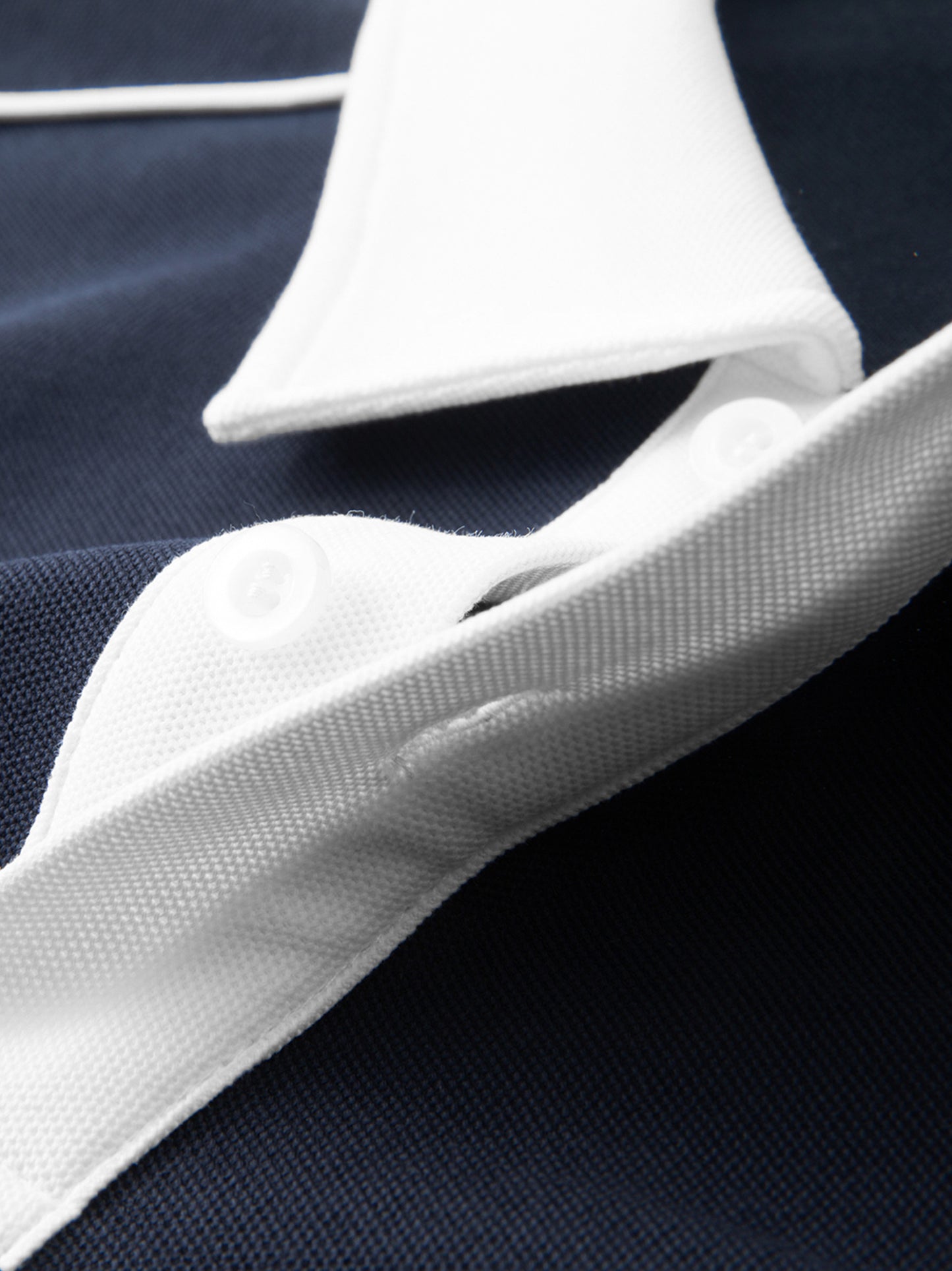 CONTRAST COLLAR SHORT-SLEEVE POLO SHIRT - WHITE