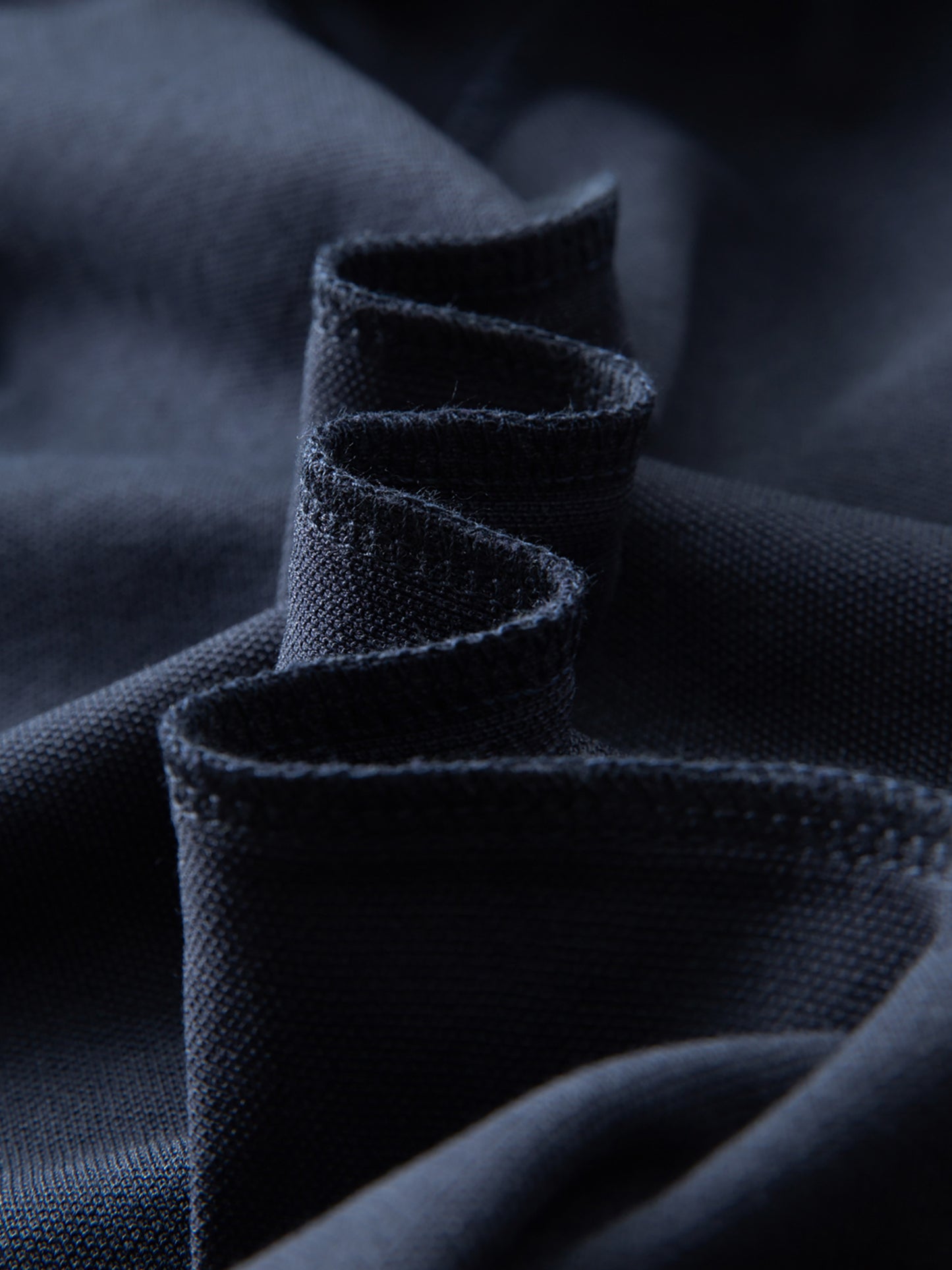 CONTRAST COLLAR SHORT-SLEEVE POLO SHIRT - BLACK