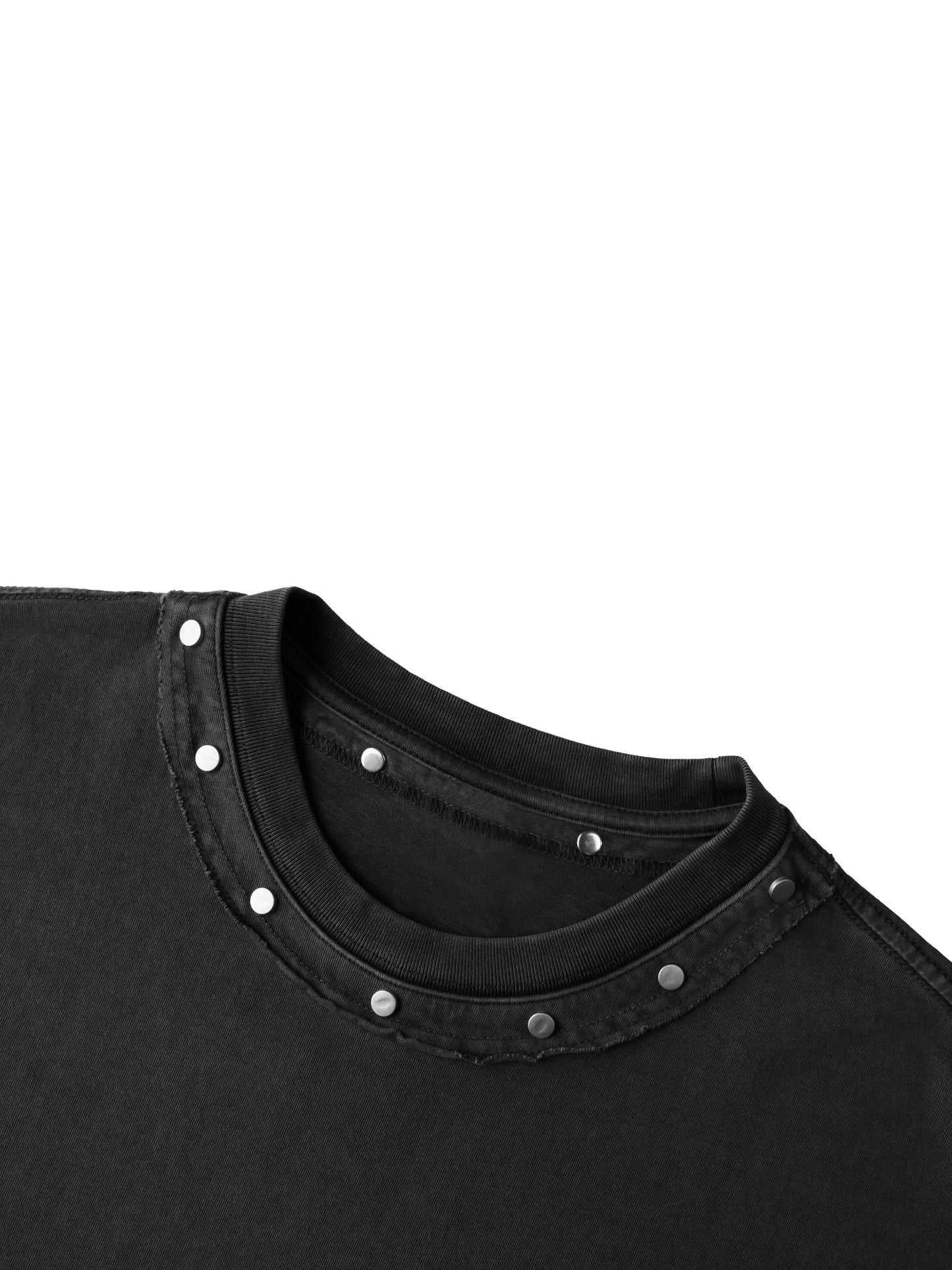 WASHED BOXY STUDDED T-SHIRT - BLACK