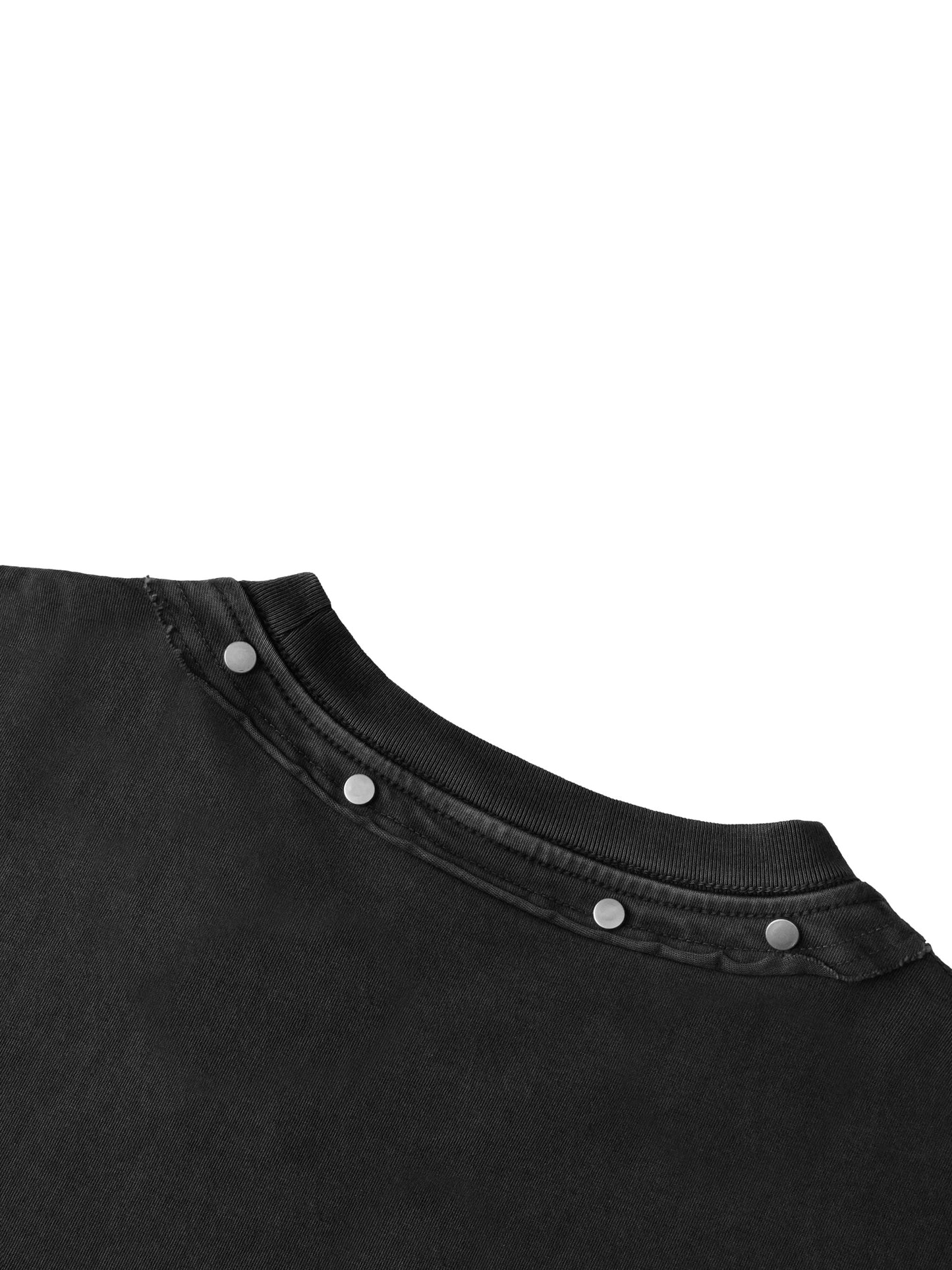 WASHED BOXY STUDDED T-SHIRT - BLACK