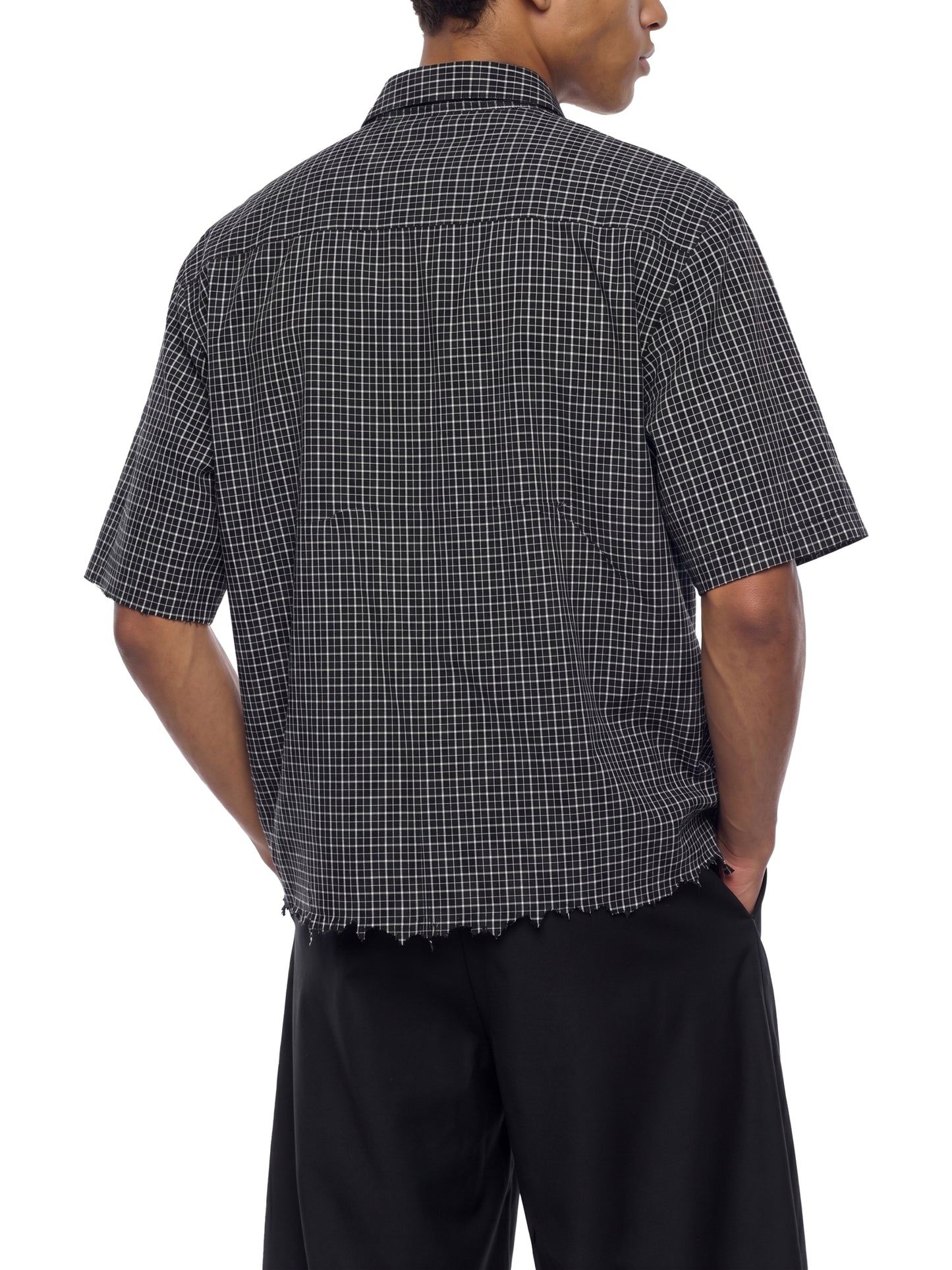 DISTRESSED PLAID BOXY SHIRT - BLACK